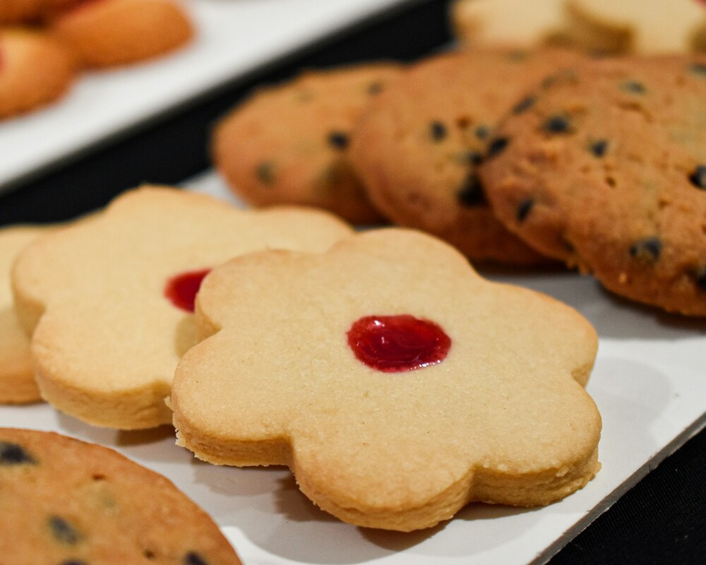 Shortbread cookies filled with sweet jam, plus chocolate chip cookies – a delightful Nashville bakery discovery